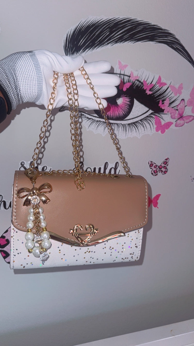 M leather bag